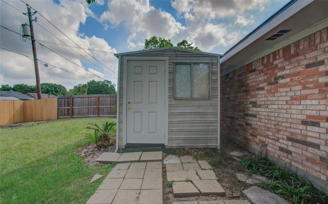 1806 Cypress Drive, Richmond, TX 77469