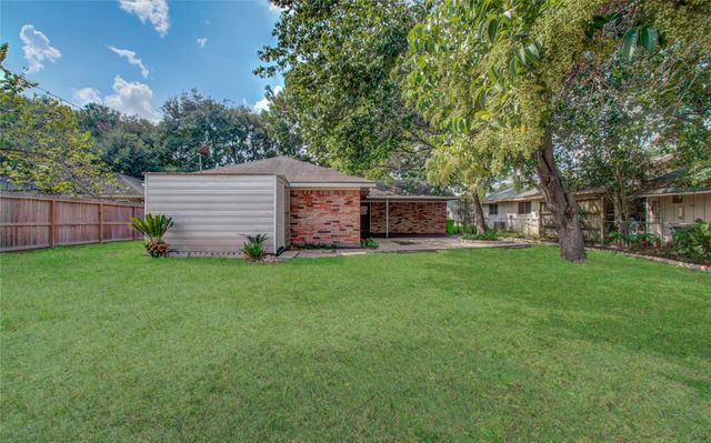1806 Cypress Drive, Richmond, TX 77469