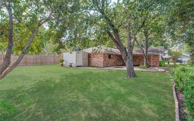 1806 Cypress Drive, Richmond, TX 77469