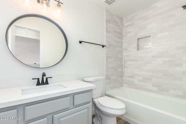 601 N GRANITE Street, Gilbert, AZ 85234