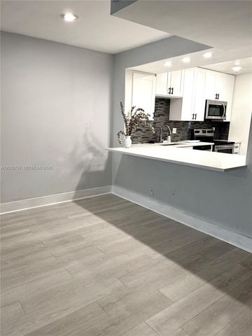 4070 Sierra Terrace 4070, Sunrise, FL 33351