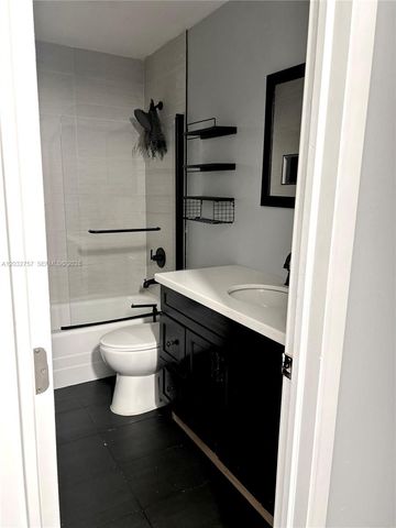 4070 Sierra Terrace 4070, Sunrise, FL 33351