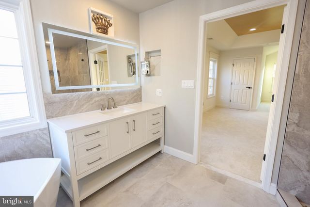 1200 STRAUSBERG, Accokeek, MD 20607