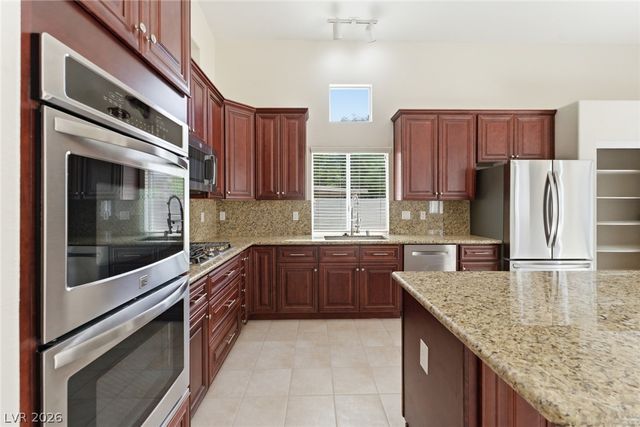 20 Staghorn Street, Henderson, NV 89012