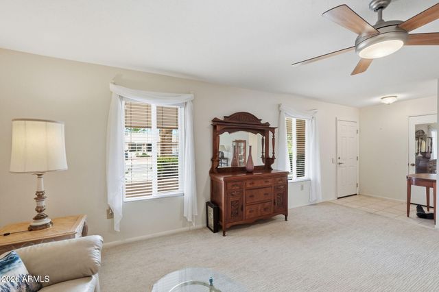 9407 W GLEN OAKS Circle, Sun City, AZ 85351