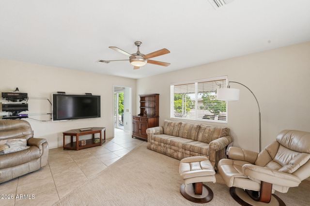 9407 W GLEN OAKS Circle, Sun City, AZ 85351