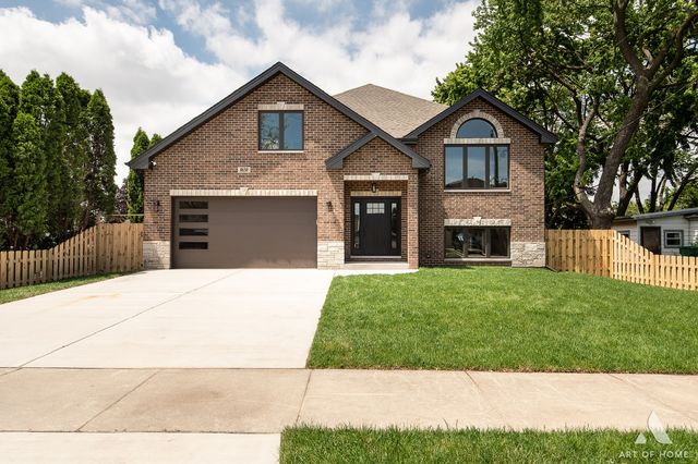 8650 S Lockwood Avenue, Burbank, IL 60459
