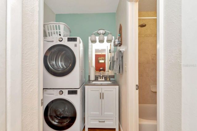 3765 41ST STREET S K, St Petersburg, FL 33711