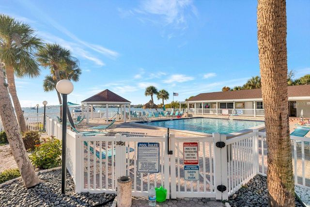 3765 41ST STREET S K, St Petersburg, FL 33711