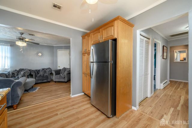609 Parkside Avenue, Toms River, NJ 08753
