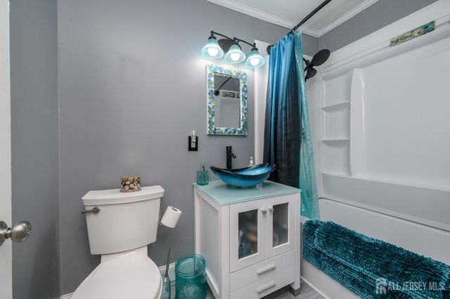 609 Parkside Avenue, Toms River, NJ 08753