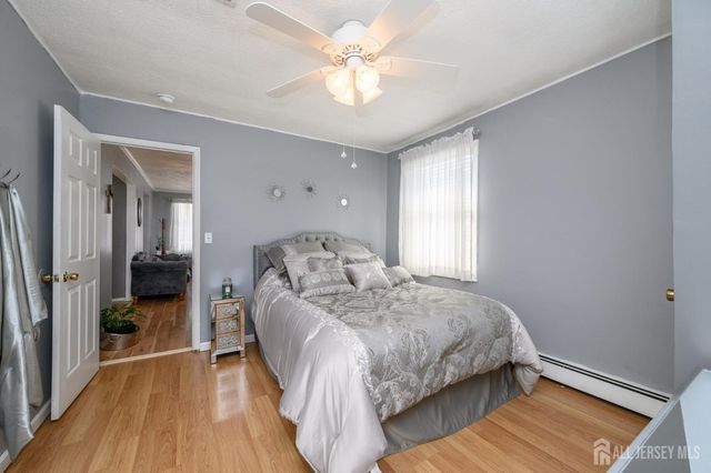 609 Parkside Avenue, Toms River, NJ 08753