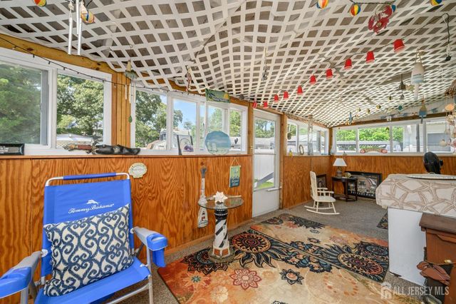 609 Parkside Avenue, Toms River, NJ 08753