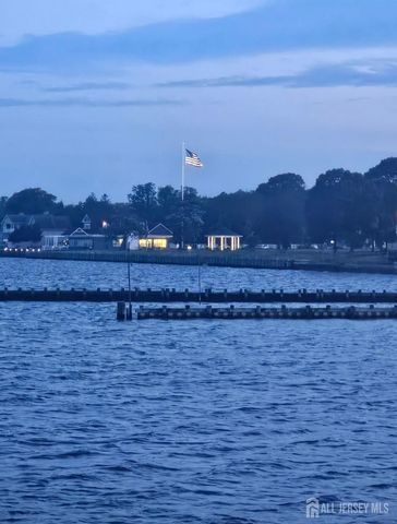 609 Parkside Avenue, Toms River, NJ 08753