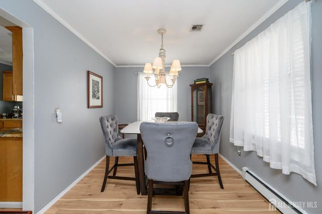 609 Parkside Avenue, Toms River, NJ 08753