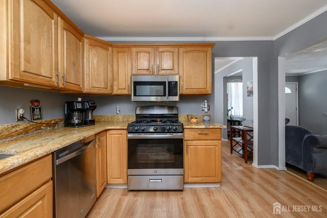 609 Parkside Avenue, Toms River, NJ 08753