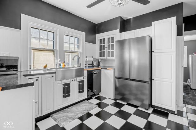 434 Wallace Avenue, Indianapolis, IN 46201