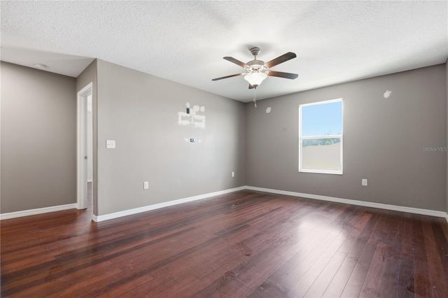 2206 4TH STREET SW, Ruskin, FL 33570