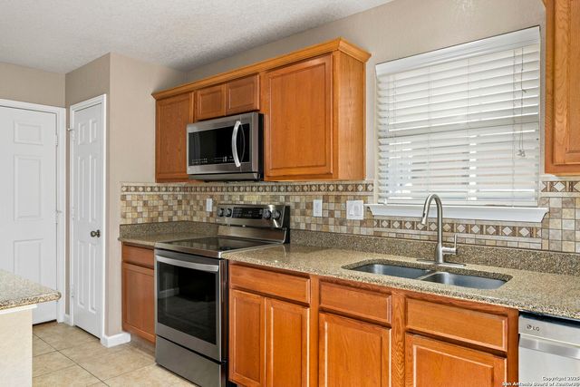 13606 Huntsman, San Antonio, TX 78249