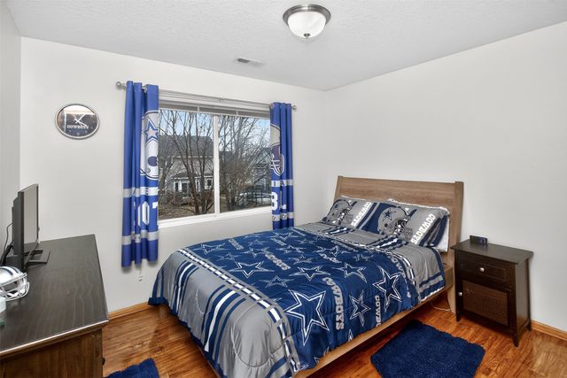 12302 Valdez Drive, Urbandale, IA 50323