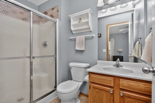 12302 Valdez Drive, Urbandale, IA 50323