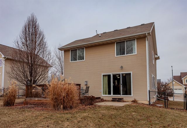 12302 Valdez Drive, Urbandale, IA 50323