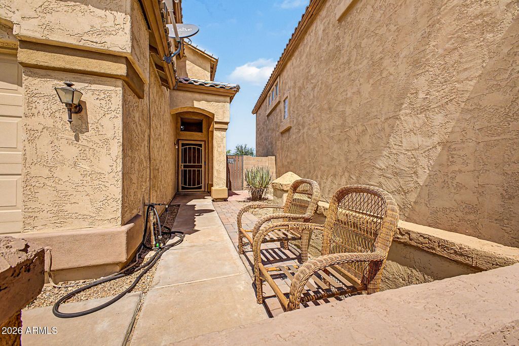 2053 N 106TH Avenue, Avondale, AZ 85392 — photo 2