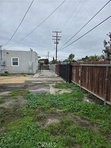 1714 E San Marcus, Compton, CA 90221