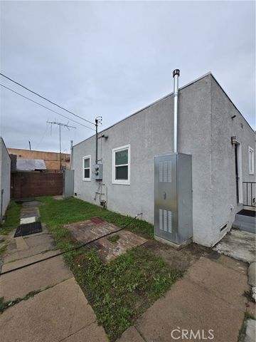 1714 E San Marcus, Compton, CA 90221