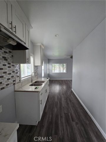 1714 E San Marcus, Compton, CA 90221