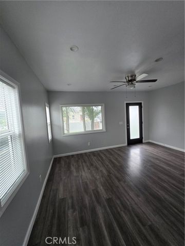 1714 E San Marcus, Compton, CA 90221