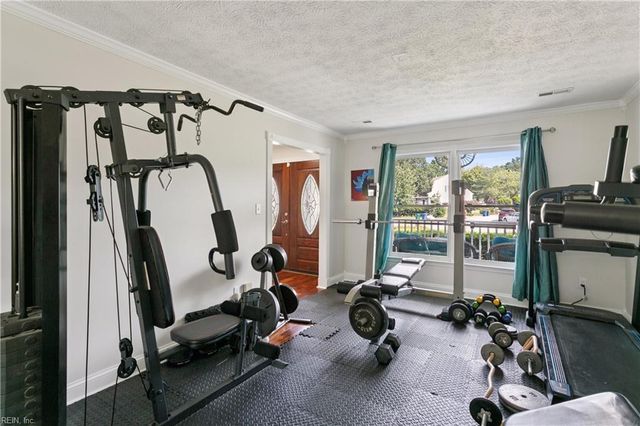 808 Filson CT, Newport News, VA 23608