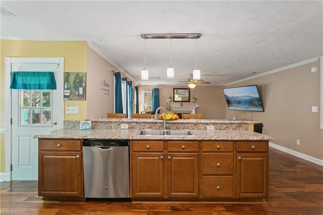 808 Filson CT, Newport News, VA 23608