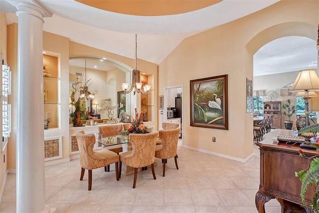 6642 OAKLAND HILLS DRIVE, Lakewood Ranch, FL 34202