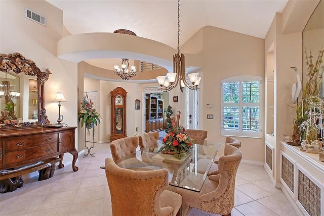 6642 OAKLAND HILLS DRIVE, Lakewood Ranch, FL 34202