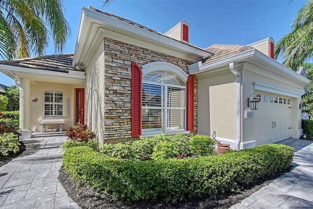 6642 OAKLAND HILLS DRIVE, Lakewood Ranch, FL 34202