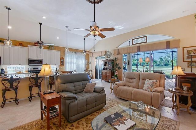 6642 OAKLAND HILLS DRIVE, Lakewood Ranch, FL 34202