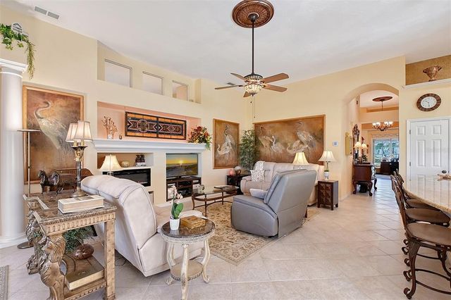 6642 OAKLAND HILLS DRIVE, Lakewood Ranch, FL 34202