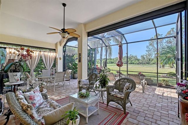 6642 OAKLAND HILLS DRIVE, Lakewood Ranch, FL 34202