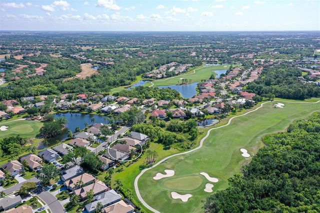 6642 OAKLAND HILLS DRIVE, Lakewood Ranch, FL 34202