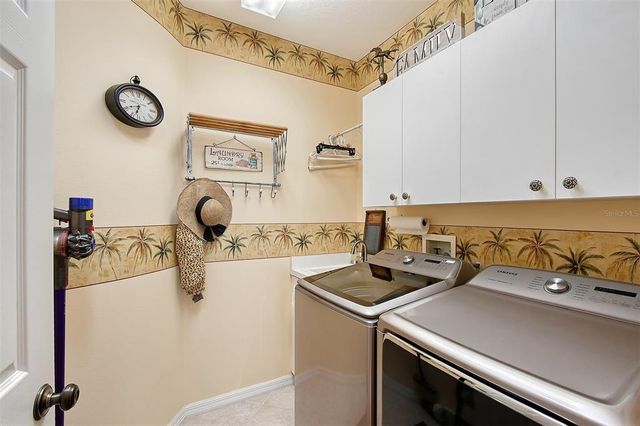 6642 OAKLAND HILLS DRIVE, Lakewood Ranch, FL 34202