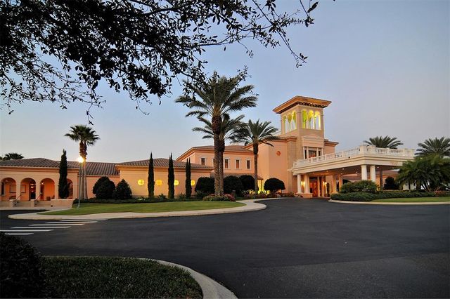 6642 OAKLAND HILLS DRIVE, Lakewood Ranch, FL 34202