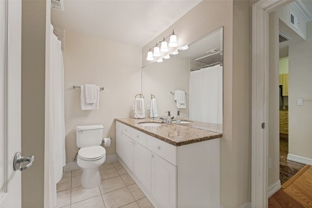 3400 Welborn Street 208, Dallas, TX 75219