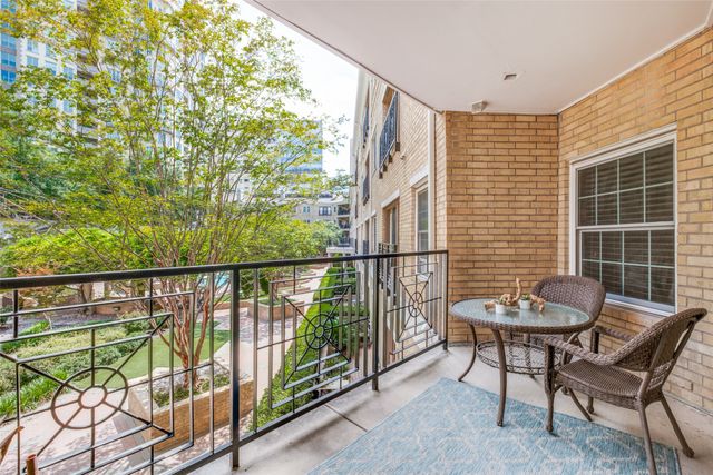 3400 Welborn Street 208, Dallas, TX 75219