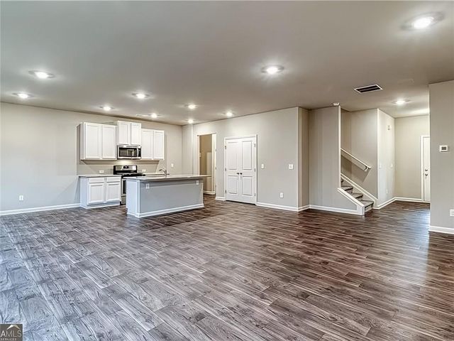3041 Westgate Park Drive, Loganville, GA 30052