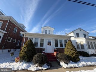 416 E FRANKLIN ST, Hamilton, NJ 08610