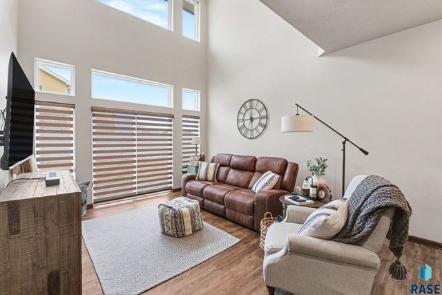 9062 W Ark Pl Place, Sioux Falls, SD 57106