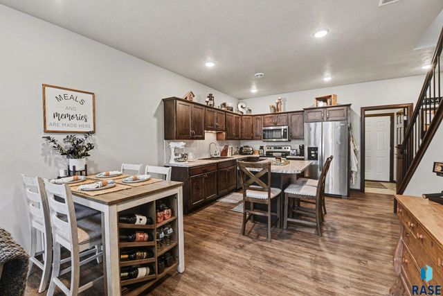 9062 W Ark Pl Place, Sioux Falls, SD 57106