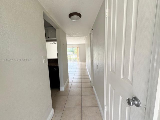 8600 SW 109th Ave 4-202, Miami, FL 33173