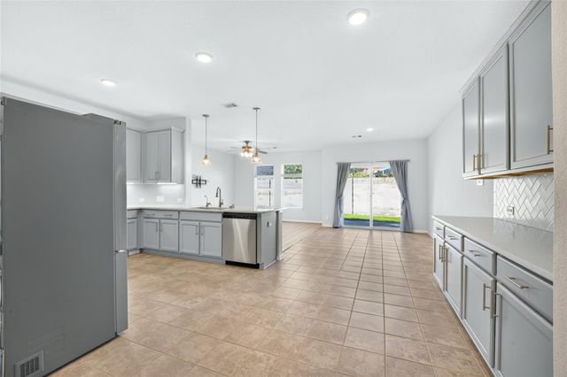2129 Solstice Boulevard, Spring, TX 77386